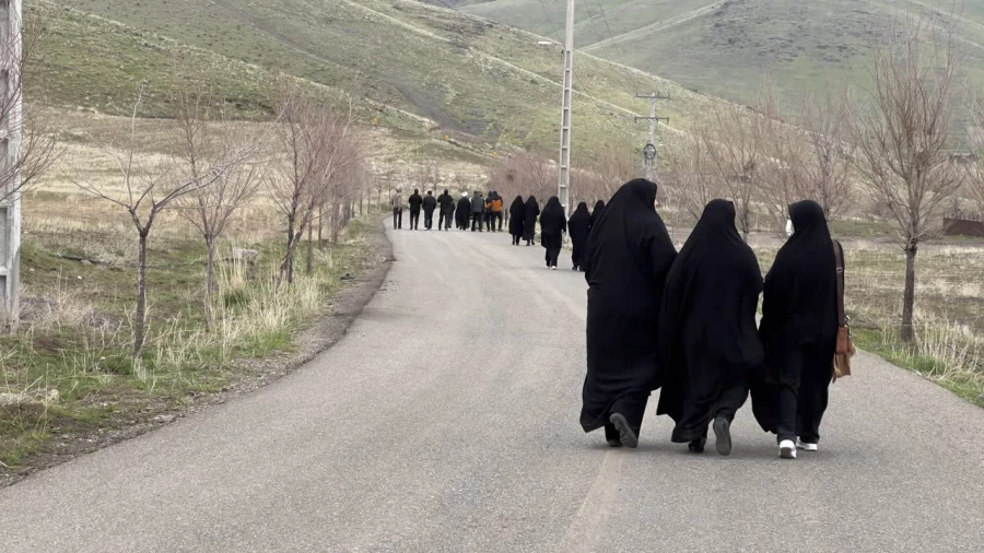کوه پیمایی صبحگاهی کارکنان دانشگاه فرهنگیان پردیس الزهرا(س) به مناسبت هفته سلامت 3